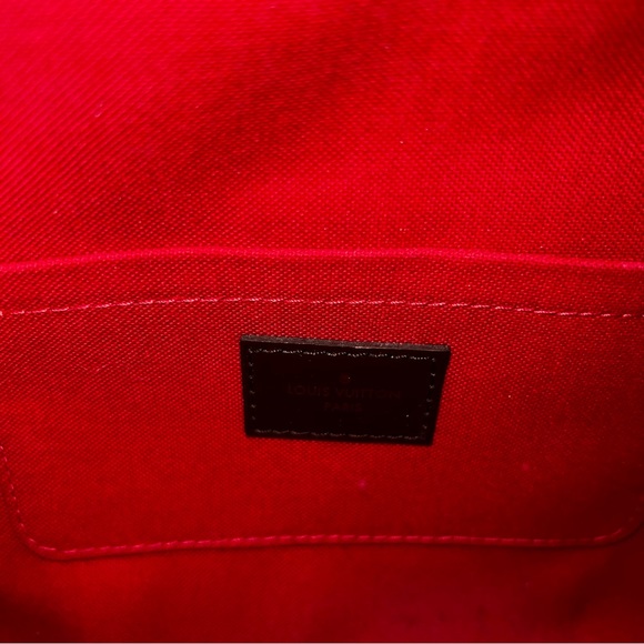 LOUIS VUITTON EBENE DAMIER FAVORITE MM CROSSBODY BAG - Picture 10 of 16